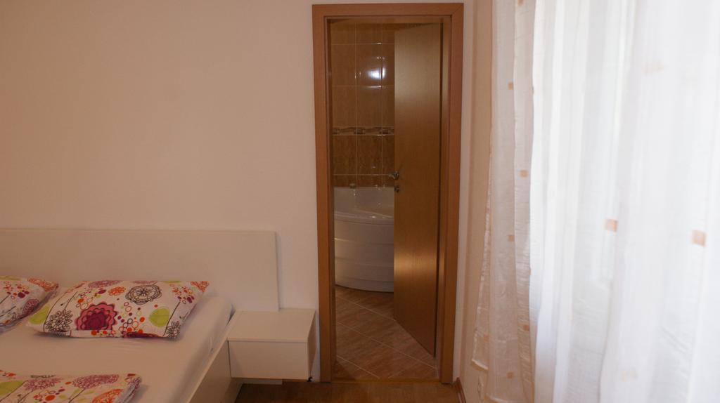 Apartments Nika ซาดาร์ ห้อง รูปภาพ